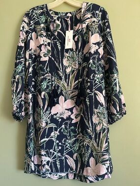 NWT Vineyard Vines Women's Textured Tassel Tunic in the Wild Floral Navy Size XS